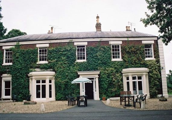 24hr Care Homes In Wrexham Flintshire